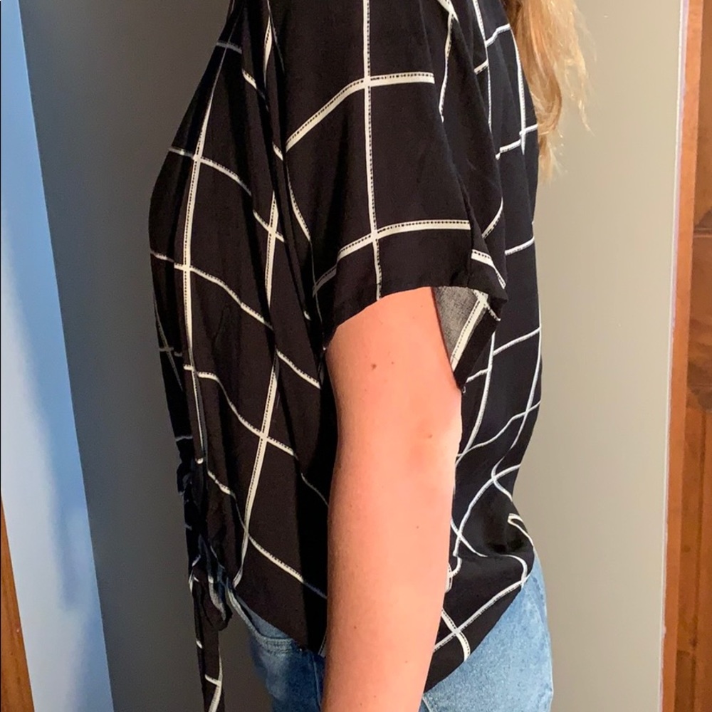 Blouse - Picture 2 of 3